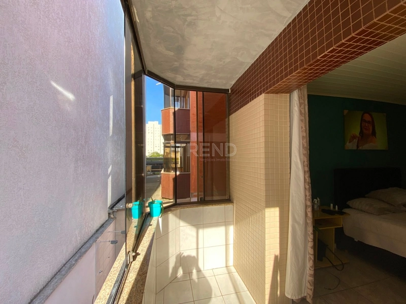 APARTAMENTO COM SACADA: 17ª foto da galeria de imagens do imóvel