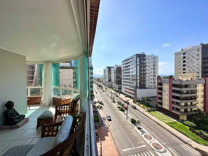 APARTAMENTO À VENDA EM EDIFÍCIO A 2 QUADRAS DA BEIRA MAR:: 13ª foto da galeria de imagens do imóvel