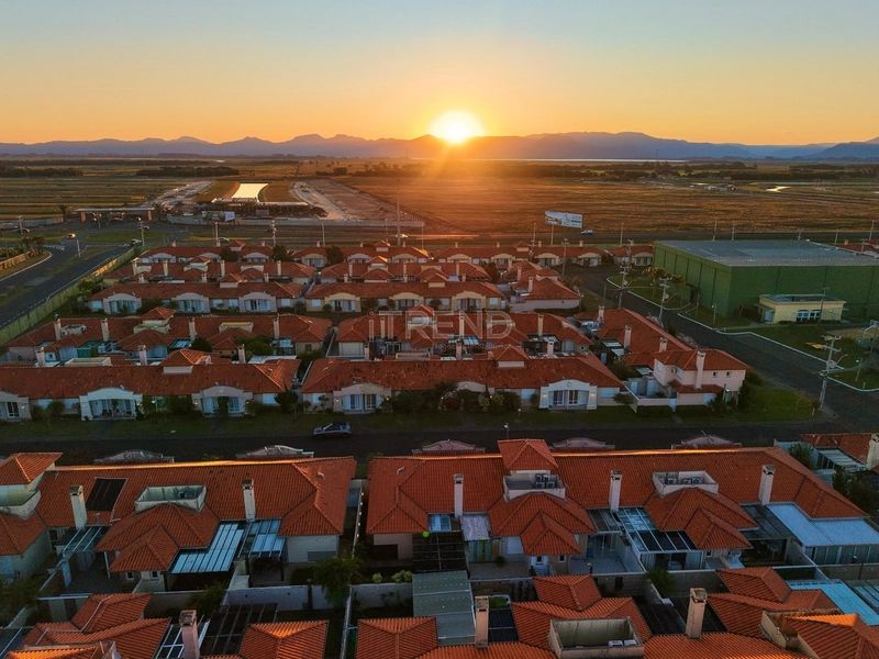 CONDOMÍNIO CASA HERMOSA: 3ª foto da galeria de imagens do imóvel