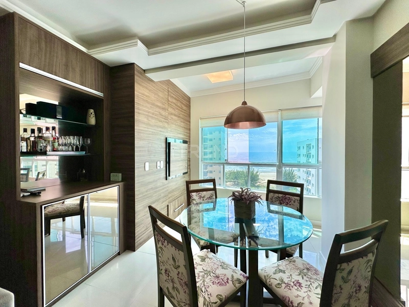 APARTAMENTO À VENDA COM VISTA PARA O MAR: 4ª foto da galeria de imagens do imóvel