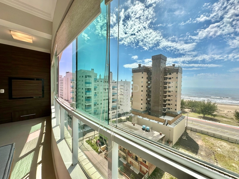 APARTAMENTO À VENDA COM VISTA PARA O MAR: 1ª foto da galeria de imagens do imóvel