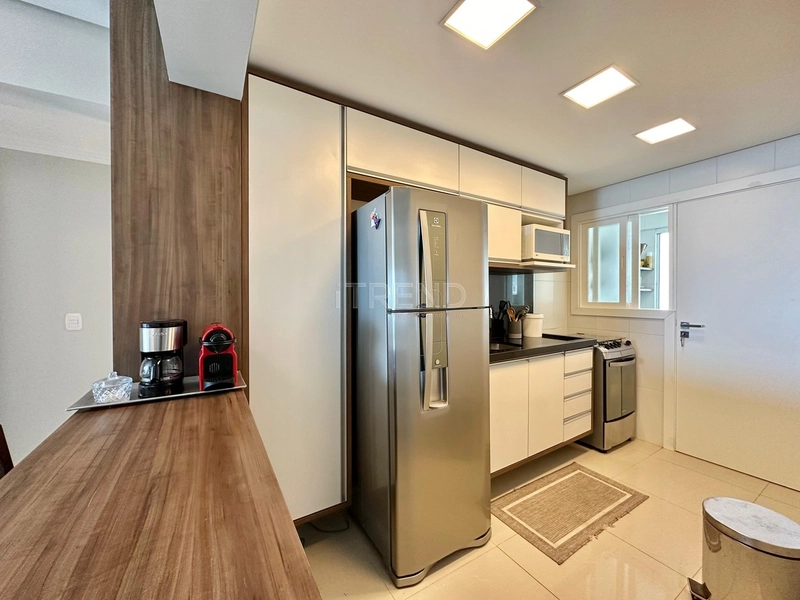 APARTAMENTO À VENDA COM VISTA PARA O MAR: 12ª foto da galeria de imagens do imóvel