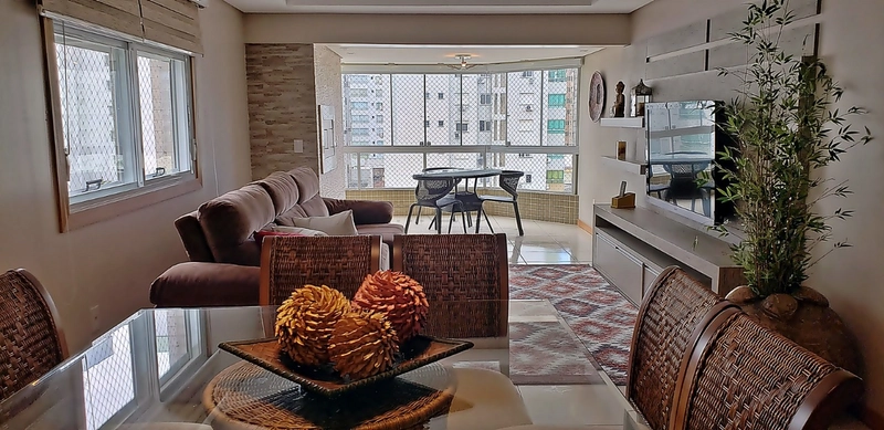 Grandioso 03 dormitórios, próximo à linda praça em Capão da Canoa.