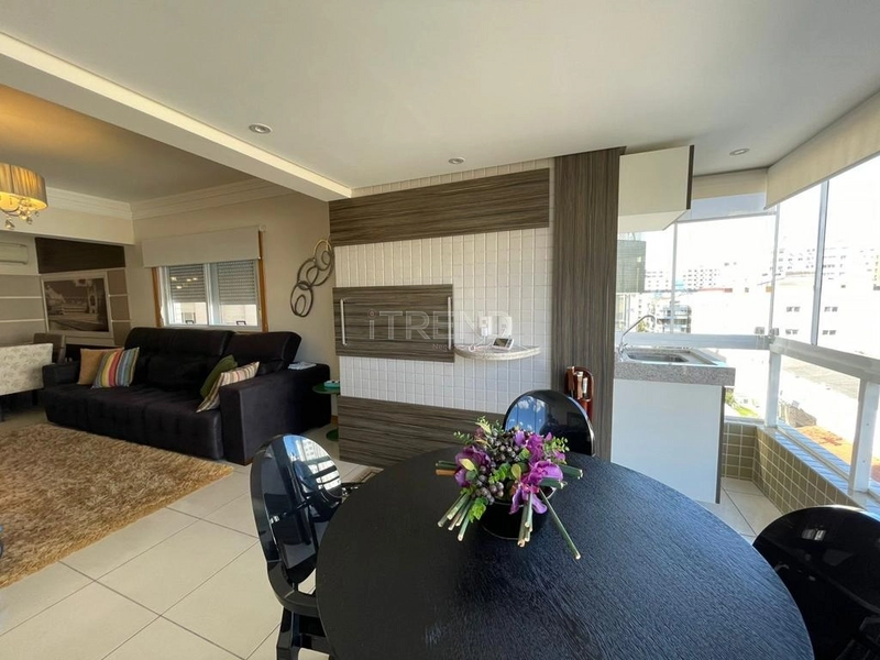 Amplo apartamento no bairro Navegantes: 6ª foto da galeria de imagens do imóvel