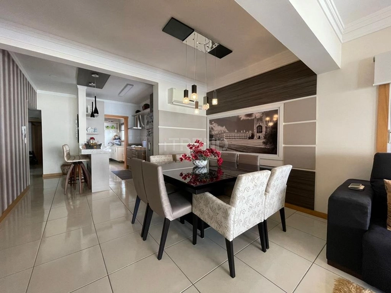 Amplo apartamento no bairro Navegantes: 3ª foto da galeria de imagens do imóvel