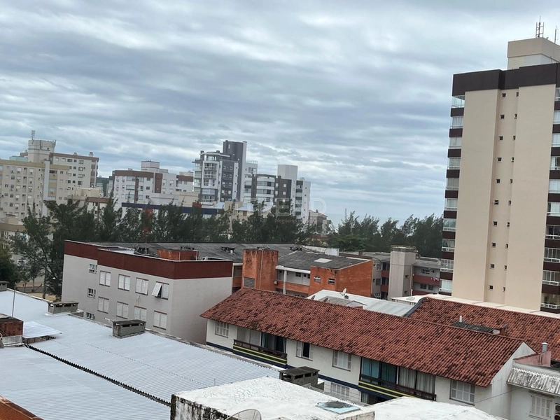 Ao lado da Praça Flávio Boianowski: 6ª foto da galeria de imagens do imóvel
