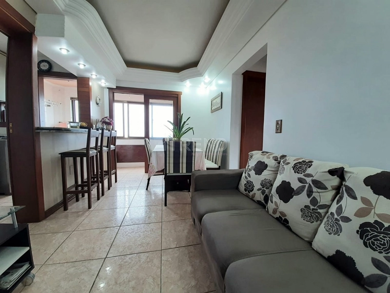 SACADA LATERAL: 6ª foto da galeria de imagens do imóvel