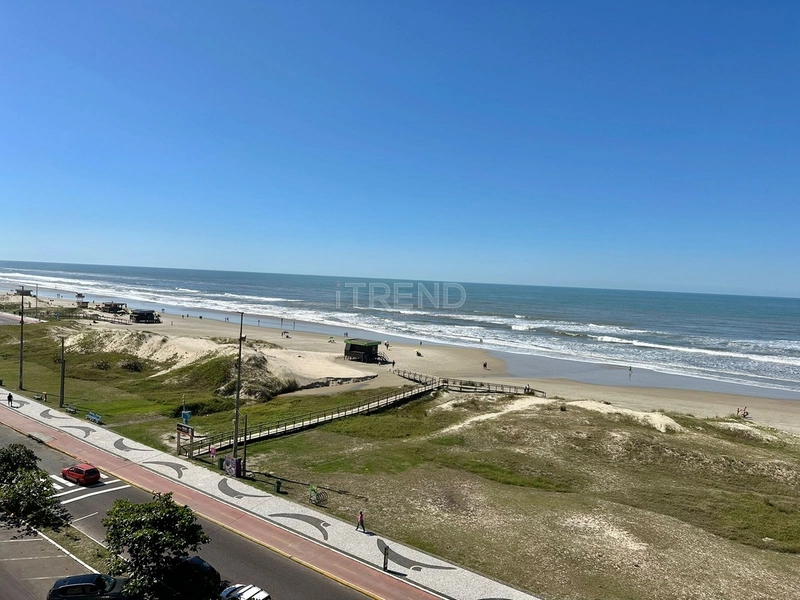 Apartamento de dois dormitórios de frente para a praia!: 2ª foto da galeria de imagens do imóvel