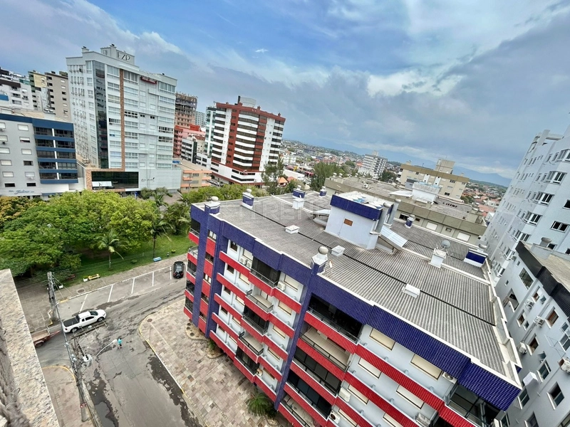 PRÉDIO DE ESQUINA NA PRAÇA DA FLÁVIO BOIANOVSKI: 12ª foto da galeria de imagens do imóvel