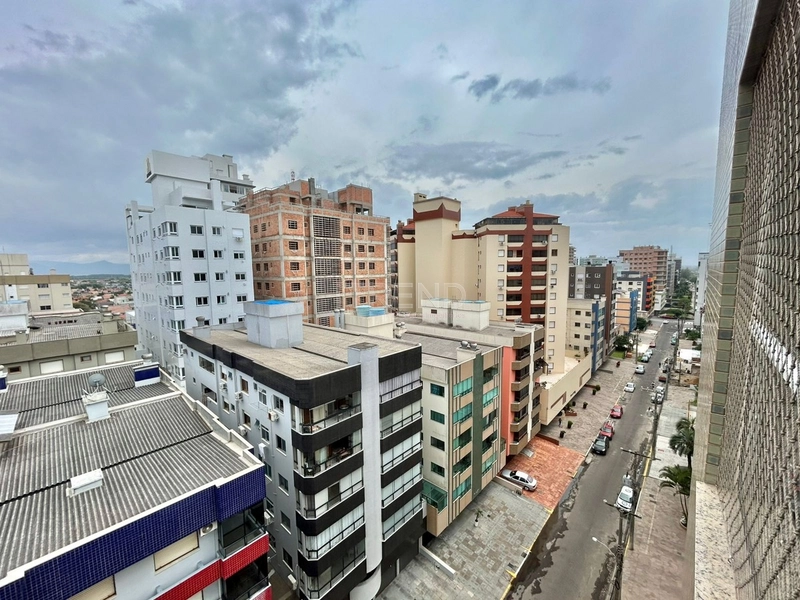 PRÉDIO DE ESQUINA NA PRAÇA DA FLÁVIO BOIANOVSKI: 15ª foto da galeria de imagens do imóvel