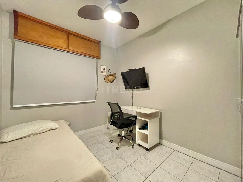 EM FRENTE A PRAÇA: 15ª foto da galeria de imagens do imóvel