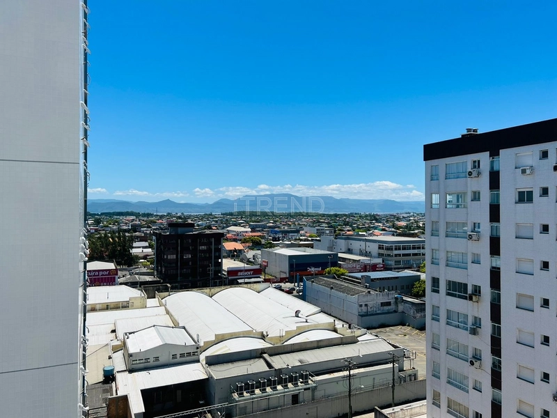 Um dormitório no Centro mobiliado e decorado: 7ª foto da galeria de imagens do imóvel