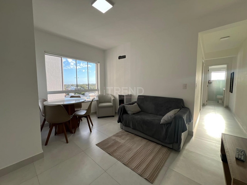Apartamento no bairro Navegantes poucos metros do mar: 1ª foto da galeria de imagens do imóvel
