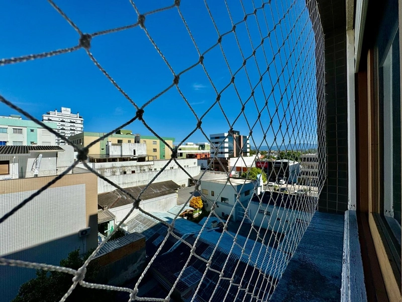 Um dormitório na Avenida Paraguassú no centro da cidade: 13ª foto da galeria de imagens do imóvel