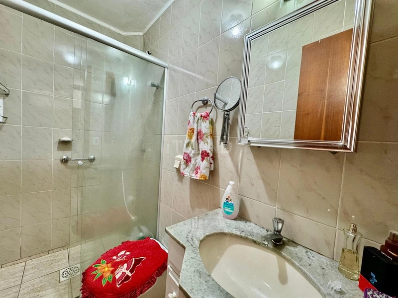 Um dormitório na Avenida Paraguassú no centro da cidade: 8ª foto da galeria de imagens do imóvel