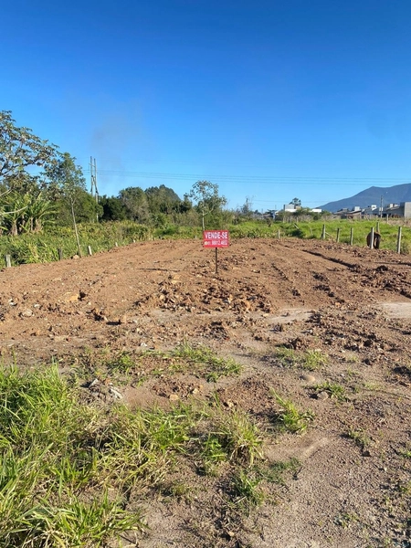 Terreno: 2ª foto da galeria de imagens do imóvel