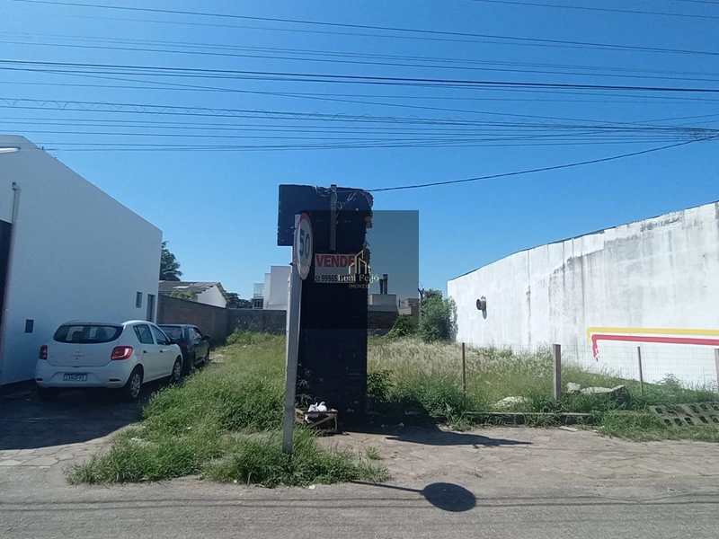 Lote no Centro de Terra de Areia: 1ª foto da galeria de imagens do imóvel