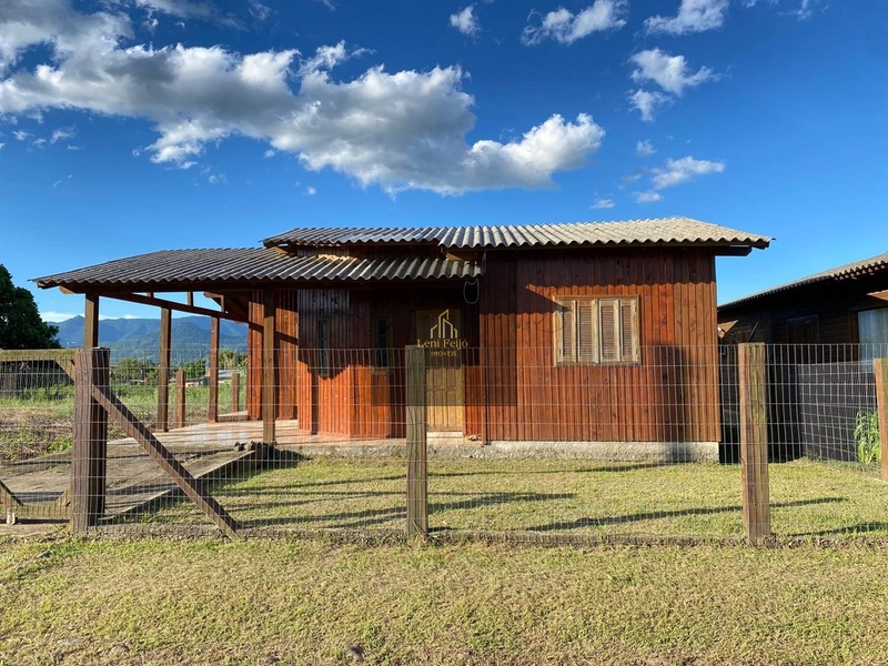 EXCELENTE CASA NOVINHA NO CENTRO: 12ª foto da galeria de imagens do imóvel