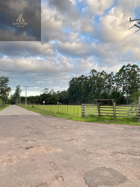 LINDA FAZENDA EM TRÊS CACHOEIRAS: 5ª foto da galeria de imagens do imóvel
