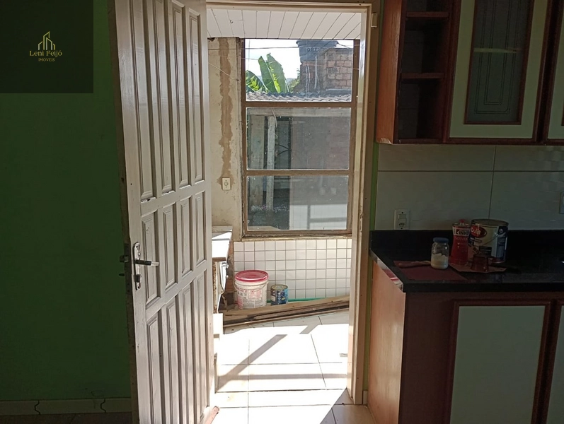 CASA NO CENTRO DE TERRA DE AREIA: 11ª foto da galeria de imagens do imóvel