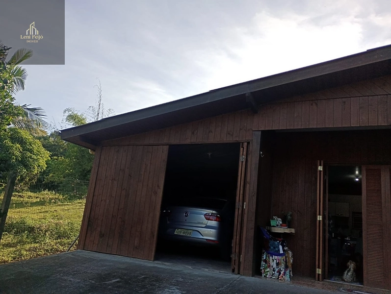 CASA EM TRÊS FORQUILHAS NO CENTRO: 4ª foto da galeria de imagens do imóvel