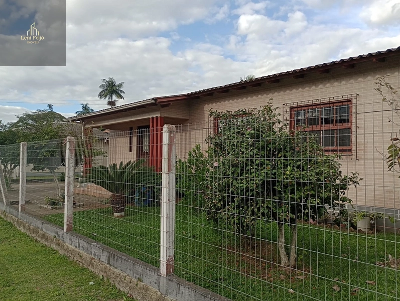 RESIDÊNCIA NO CENTRO DE TERRA DE AREIA: 5ª foto da galeria de imagens do imóvel