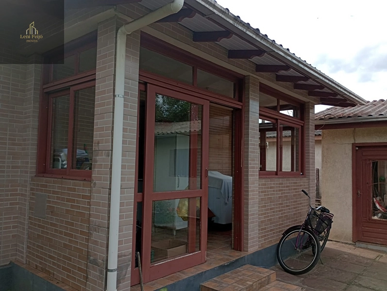 RESIDÊNCIA NO CENTRO DE TERRA DE AREIA: 31ª foto da galeria de imagens do imóvel