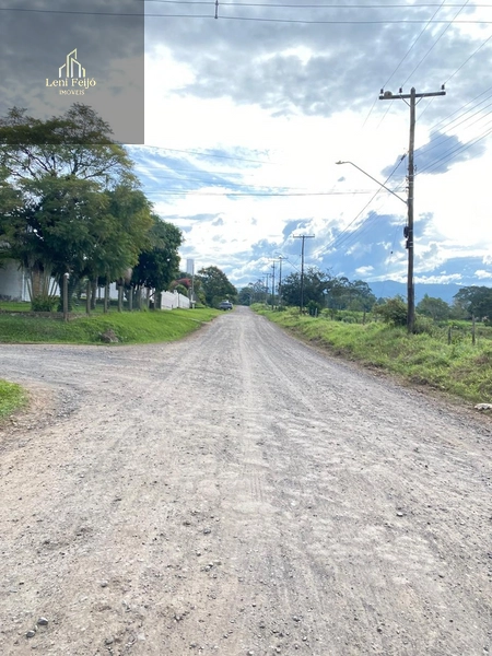 CASA DE ESQUINA NA BELLA VISTA: 7ª foto da galeria de imagens do imóvel
