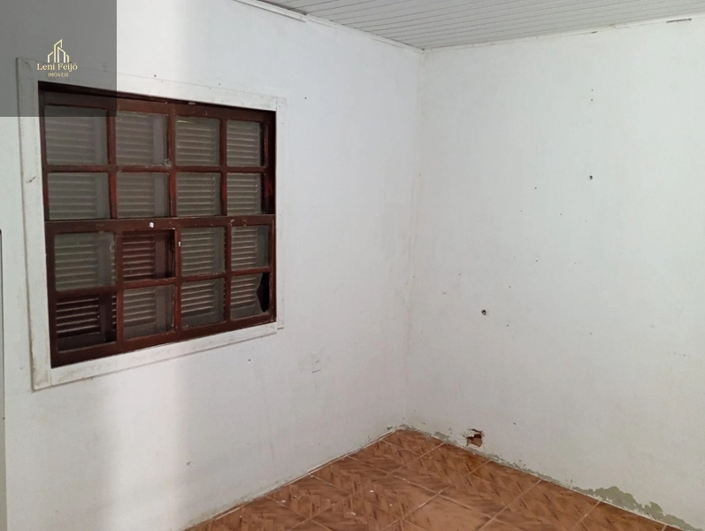 CASA NA LAURINDO PERONI: 8ª foto da galeria de imagens do imóvel