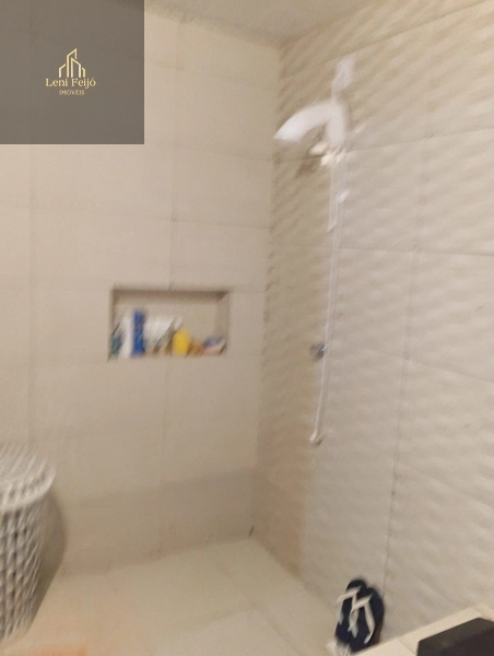 CASA MISTA OLARIA: 3ª foto da galeria de imagens do imóvel