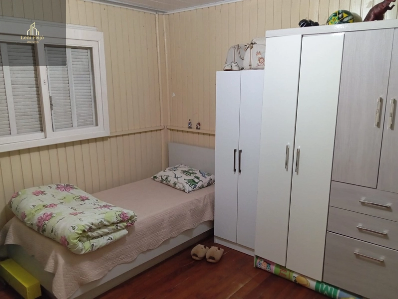 CASA MISTA OLARIA: 7ª foto da galeria de imagens do imóvel