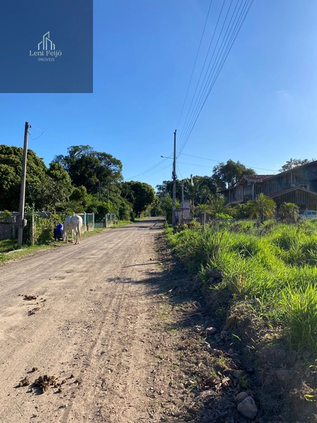 ÁREA: 3ª foto da galeria de imagens do imóvel