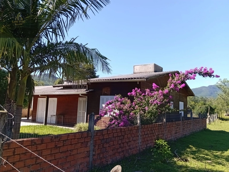 CASA EM ITATI: 3ª foto da galeria de imagens do imóvel