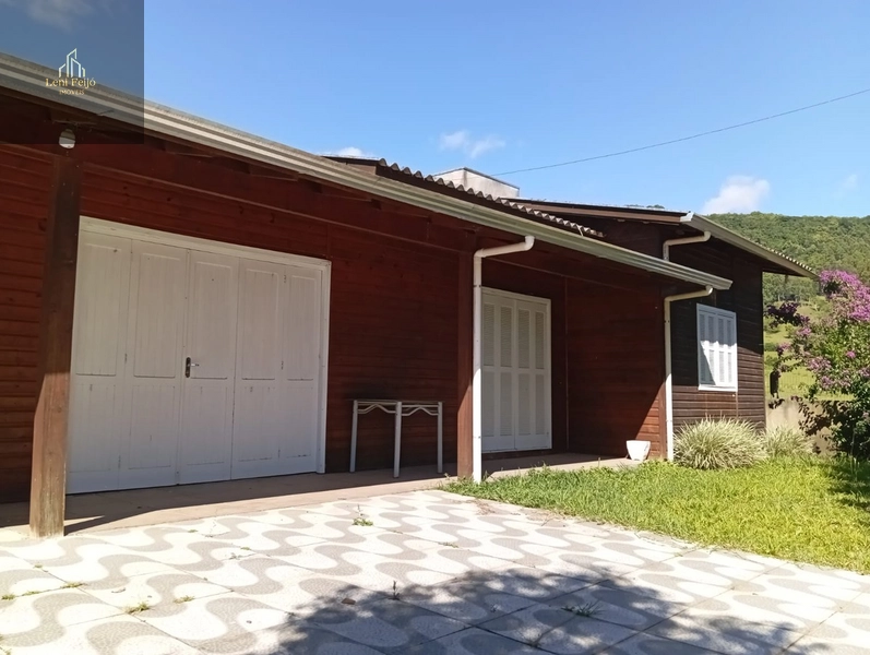 CASA EM ITATI: 6ª foto da galeria de imagens do imóvel