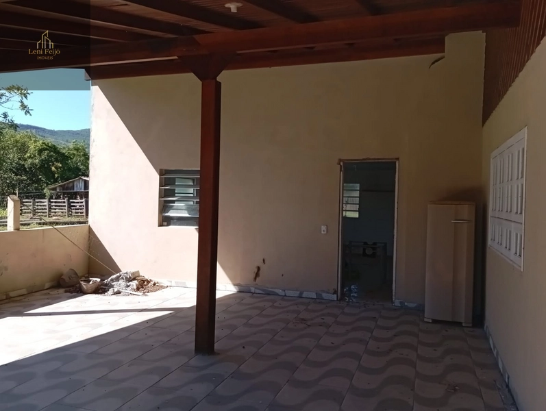 CASA EM ITATI: 8ª foto da galeria de imagens do imóvel