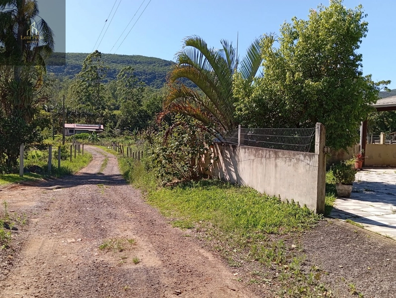 CASA EM ITATI: 2ª foto da galeria de imagens do imóvel