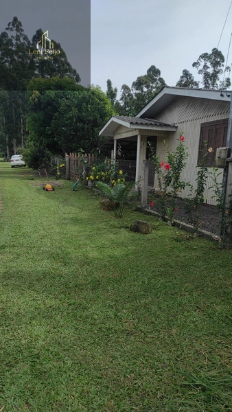 SÍTIO URBANO: 1ª foto da galeria de imagens do imóvel