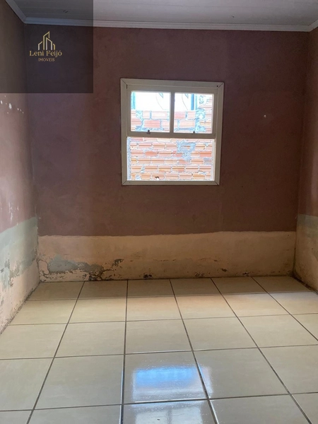 CASA NA REGIÃO CENTRAL: 13ª foto da galeria de imagens do imóvel