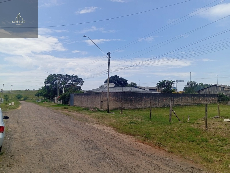 CASA MODERNA E SUSTENTÁVEL: 3ª foto da galeria de imagens do imóvel