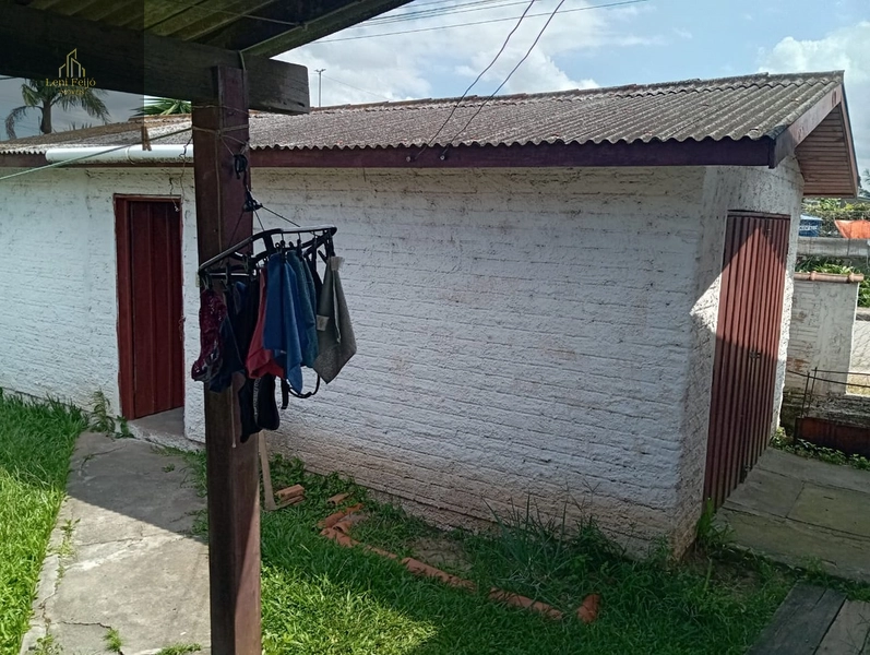 CASA MISTA DE ESQUINA: 5ª foto da galeria de imagens do imóvel