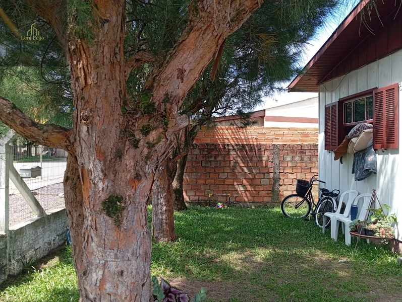 CASA MISTA DE ESQUINA: 20ª foto da galeria de imagens do imóvel