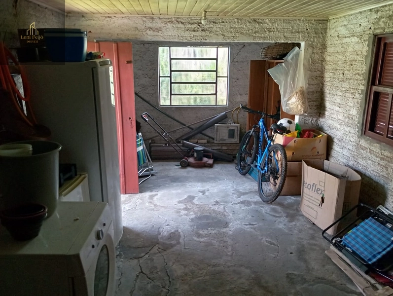 CASA MISTA DE ESQUINA: 8ª foto da galeria de imagens do imóvel