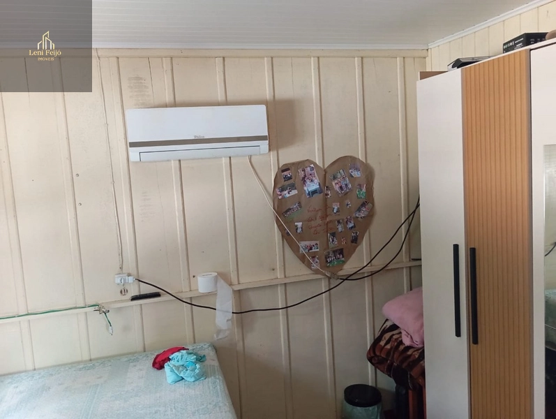 CASA MISTA DE ESQUINA: 18ª foto da galeria de imagens do imóvel