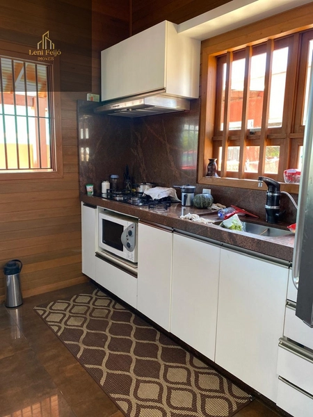 LINDA CASA DE MADEIRA COM PISCINA – TORRES/RS: 20ª foto da galeria de imagens do imóvel