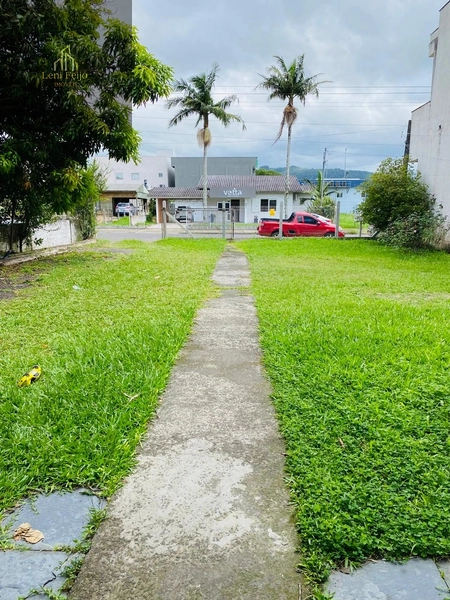 CASA NO CENTRO: 14ª foto da galeria de imagens do imóvel