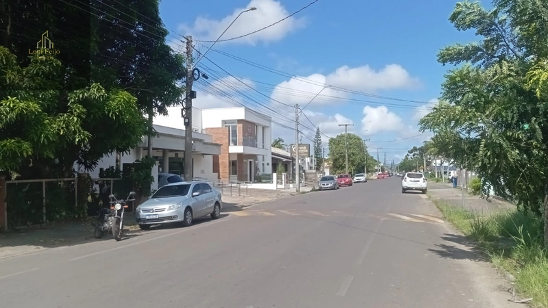 CASA NO CENTRO: 3ª foto da galeria de imagens do imóvel
