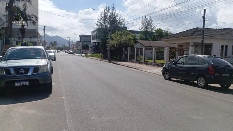 CASA NO CENTRO: 4ª foto da galeria de imagens do imóvel