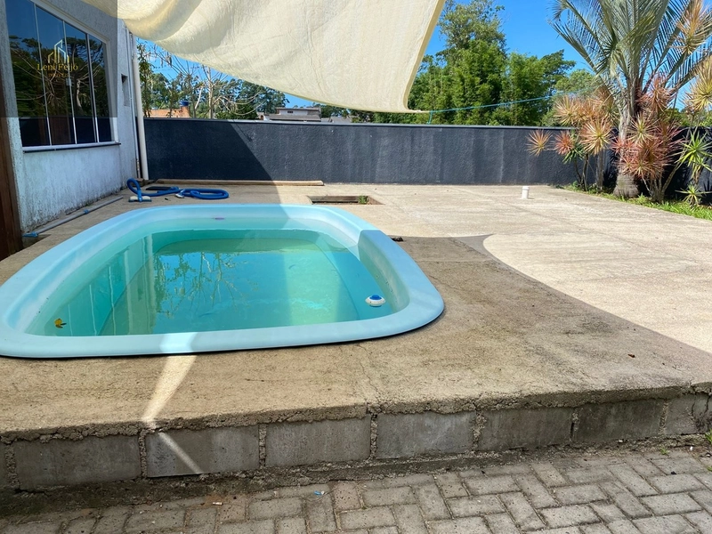 Casa com 2 dormitórios e piscina aquecida.: 4ª foto da galeria de imagens do imóvel