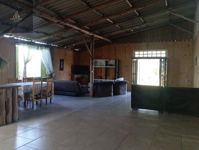 Chácara com casa e açude à venda em Terra de Areia: 3ª foto da galeria de imagens do imóvel