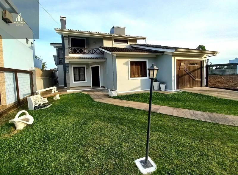 Casa com 4 dormitórios (2 suítes) e área gourmet completa: 3ª foto da galeria de imagens do imóvel